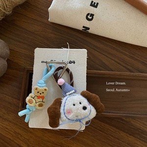 Llavero con Colgante de Corazón 3D de Muñeca y Cachorro de Peluche Adorable, con Cierre Metálico Triangular Plateado y Correa Azul, Ideal como Souvenir de Cumpleaños o Vacaciones, para Bolsos - Product Image 6