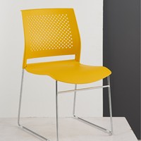 Chaises de salle à manger empilables modernes de haute qualité en plastique coloré pour cuisine café extérieur et école de fournisseur de confiance