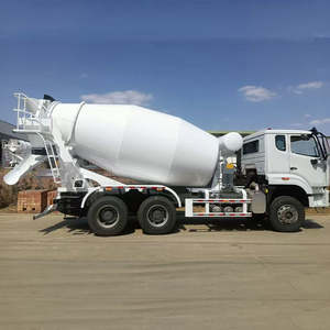 Camion malaxeur à béton Sinotruk HOWO 6X4 8cbm, camion mélangeur de béton, camion agitateur de ciment - Product Image 1