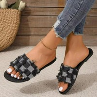 Nouvelle tendance mode printemps-été pour femmes européennes et américaines : sandales plates légères en jean grande taille pour la plage et l'extérieur