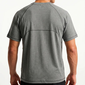 Camiseta Deportiva de Manga Corta para Hombre Healy, Cuello Redondo, Absorbe la Humedad, Color Sólido, Poliéster, Corte Regular, Amarillo - Product Image 2