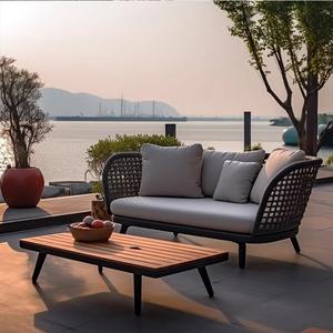 Sofá de Ratán de Estilo Nórdico para Exteriores, Dos Plazas, Estructura de Aleación de Aluminio, Ratán PE Resistente a los Rayos UV, Sofá de Jardín Impermeable y Resistente al Sol - Product Image 1