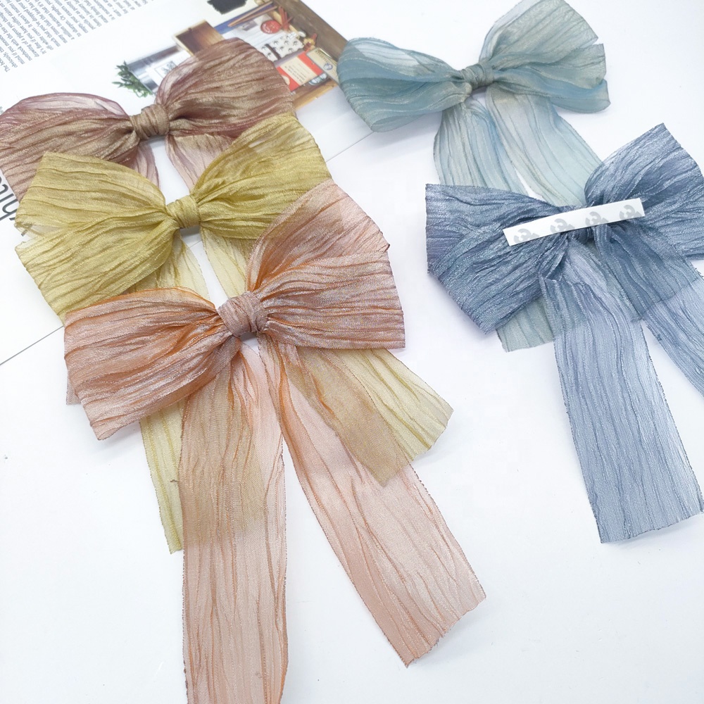 Wholesale Luxury Solid Chiffon Butterfly Bow Adhesive Tape Gift Bag Boxes Packaging Gift Wrapping Exquisite Christmas Fashion