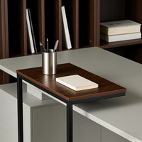 Table d'appoint minimaliste en forme de C (bois de noyer et métal noir) pour salon, chambre, appartement, hôtel, salle à manger
