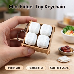 Porte-clés anti-stress en forme de tofu moissonné avec 4 boutons à presser, mini breloque alimentaire, décoration à suspendre pour sac et sac à dos, cadeau - Product Image 1