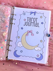Libro di Tarocchi Personalizzato con Stampa in Lamina d'Oro e Bordi Dorati dei Dodici Segni Zodiacali - Product Image 1