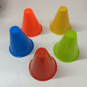 Cono Marcador para Entrenamiento Físico de Fútbol y Baloncesto, Cono de Obstáculos, Equipo de Entrenamiento para Estudiantes, Cono de Agilidad, Cono de Helado - Product Image 1