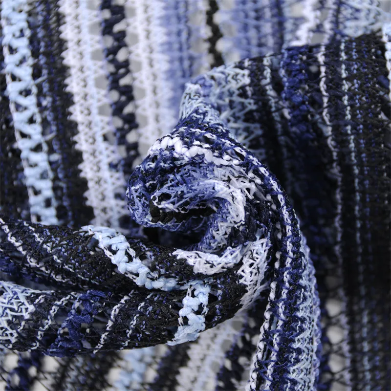 ผ้าตาข่ายหนาทำจากโพลีเอสเตอร์ย้อมสีลายทางสำหรับชุดเดรสผู้หญิงสินค้าออกใหม่