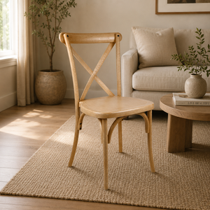 Chaises de salle à manger en résine à dossier croisé pour hôtels et usage extérieur – Design moderne qui rehausse l'ambiance rustique – Durables et robustes - Product Image 1