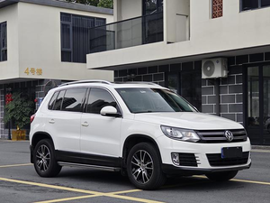 Auto Usata di Alta Qualità, Seconda Mano, Ben Tenuta, <span class=keywords><strong>Volkswagen</strong></span> <span class=keywords><strong>Tiguan</strong></span> <span class=keywords><strong>2015</strong></span> 1.8TSI Automatica 2WD SUV con Allestimento Lusso - Product Image 3