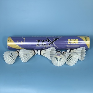 Volant de <span class=keywords><strong>badminton</strong></span> TCX 2000 fabriqué avec des plumes triées avec précision, qui allie budget et performance, et résistance éprouvée sur le terrain. - Product Image 3