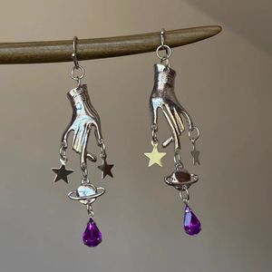 Boucles d'oreilles en alliage Purple Magic Hand pour femmes, design tendance avec pendentif étoile à cinq branches, boucles d'oreilles chics - Product Image 6