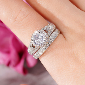 Conjunto de Anillos de Pareja con Diamantes Simulados Geométricos para Mujer, Joyería Elegante para Boda - Product Image 2
