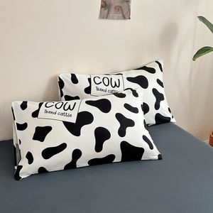 100% polyester linge de lit imprimé <span class=keywords><strong>vache</strong></span> conception housse de <span class=keywords><strong>couette</strong></span> ensemble haute qualité microfibre luxe 4 pièces drap de lit ensemble de literie - Product Image 5