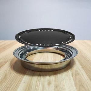 Barbecue coréen avec anneau d'arrosage et bac à charbon en acier inoxydable – Équipement de grillade professionnel - Product Image 1