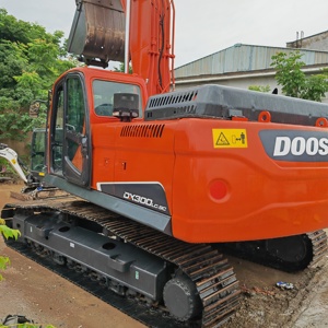 รถขุดตีนตะขาบ Doosan DX300LC-9C มือสอง ลดราคาพิเศษ น้ำหนัก 30 ตัน รถขุดเหมืองแท้ พร้อมเครื่องยนต์ดีเซล Doosan DL08 ที่เชื่อถือได้ - Product Image 3