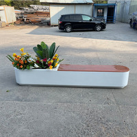 Banc d'attente en bois au design moderne avec pot de fleurs décoratif, siège lounge pour les espaces publics, intérieur et extérieur