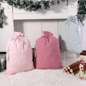 Tas Serut Ramah Lingkungan dengan Cetakan Sublimasi, Kantong Santa Natal Motif Kotak-kotak Pink yang Dapat Dipersonalisasi untuk Hadiah Permen yang Dapat Digunakan Kembali - Product Image 3