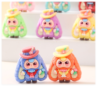Mini-Charms Kawaii Häschen Neue Flockierte Dreiköpfige Kaninchen-Puppe mit Hut für Schlüsselanhänger Überraschungs-Blindbag Mystery Box Kinderspielzeug