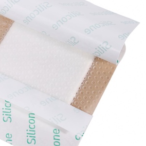 Fournisseur en gros de pansements en mousse de silicone 7,5*7,5 cm, absorbants et adhésifs, pour soins des plaies - Product Image 6