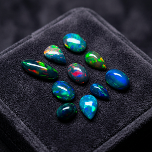 W.A. Gemas de Ópalo Natural Ahumado Negro, Cabujones Sueltos con Corte Mixto y Juego de Color Fuego para Joyería - Product Image 2