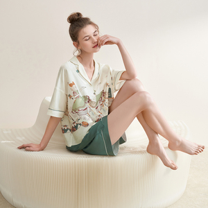 Nuovo Stile Set in Raso a Maniche Corte, <span class=keywords><strong>Pigiama</strong></span> in Seta Ghiaccio con Motivo a Fiori di Pera, Vestibilità Ampia con Elastico in Vita, Elegante per Esterni Estivi da Donna - Product Image 2