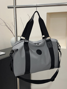 Sac de sport grande capacité personnalisé avec logo, séparation humide/sec, compartiment à chaussures dédié, rangement multifonctionnel pour le yoga - Product Image 2