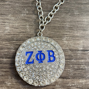 قلادة كبيرة الحجم من سبائك الزنك اللامعة باللون الأزرق الفاتح، هدية تخرج وانضمام إلى جمعية زيتا أميكا، تصميم عصري على الطراز اليوناني - Product Image 4