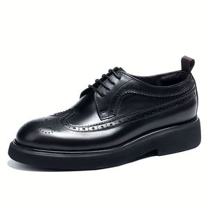 Chaussures décontractées de luxe pour hommes en cuir de cheval respirant, fabriquées à la main avec construction Goodyear, style anglais - Product Image 2