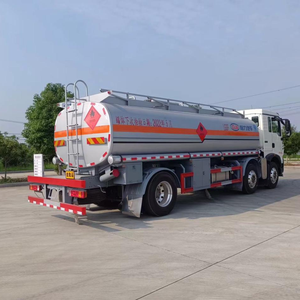 Nouveau camion-citerne à carburant SINOTRUK HOWO TX5 de 20 000 litres avec système Euro Spec EBS ESC et pompe 80 60 - Product Image 5