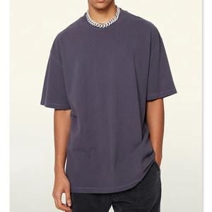 T-shirt da uomo in cotone a vestibilità larga retrò con <span class=keywords><strong>Look</strong></span> angosciato - Product Image 1