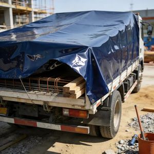 650 GSM Wasserdichte Vinyl-Plane <span class=keywords><strong>PVC</strong></span>-Planenstoff LKW-Abdeckung Wetterbeständige Reißfeste Verdunkelungs-Industrieplane - Product Image 2