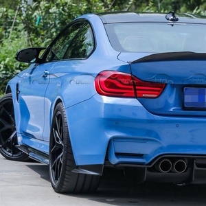 Faldones Laterales de Fibra de Carbono Estilo PSM para BMW F82 M4, Extensiones de Guardabarros para Tuning Automotriz - Product Image 5