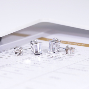 Boucles d'oreilles carrées en promotion, diamants moissanite VVS, plaqué or, argent sterling 925, testeur de diamants inclus, style diamant tendance, unisexe - Product Image 5