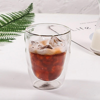 Tasses en verre créatives à double paroi de différentes tailles Verres à café, thé et expresso au lait isolés par vagues avec poignée