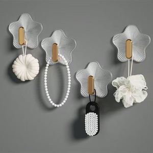 Crochet adhésif mural en forme d'étoile, ventouse murale adhésive pour cuisine, salle de bain, bureau - Product Image 1