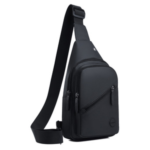 Sac de Poitrine Homme Tendance Noir Couleur Unie Grande Capacité Imperméable Sac Bandoulière Quotidien Printemps 2026 - Product Image 1