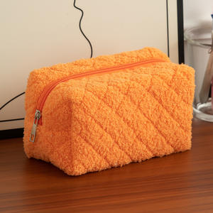 Ginzeal Simple doux matelassé éponge serviette maquillage sac filles fourrure école stylo sac en peluche voyage cosmétique organisateur <span class=keywords><strong>pochette</strong></span> - Product Image 5