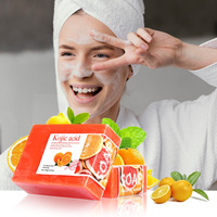 Savon Artisanal Éclaircissant Naturel aux Herbes à Marque Blanche à l'Acide Kojique pour le Blanchiment de la Peau avec Curcuma, Miel et Papaye