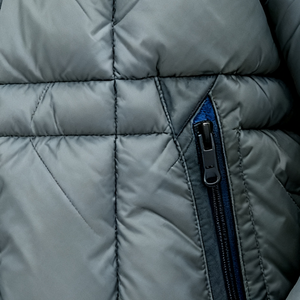 Vestes d'hiver décontractées pour hommes avec logo personnalisé, fabrication en usine, col à capuche luxueux en duvet 80%, fermeture éclair, bouton A - Product Image 6