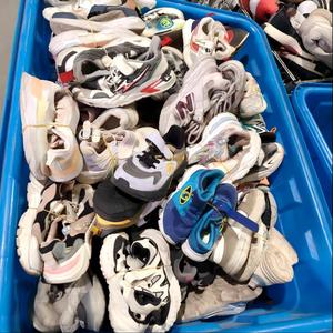 Stock en gros de chaussures d'<span class=keywords><strong>occasion</strong></span> de toutes sortes - Product Image 1