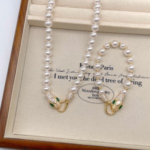 Elegante Collar de Cobre con Diseño de Serpiente, Incrustaciones de Circonio, Estilo Lujoso y Moderno, <span class=keywords><strong>Pulsera</strong></span> de Perlas para Mujer - Product Image 3