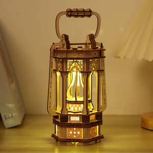 Linterna pequeña retro al por mayor, juguete DIY, lámpara de rompecabezas de madera portátil, modelo 3D para adultos ensamblado a mano, diseño de explosiones transfronterizas - Product Image 1