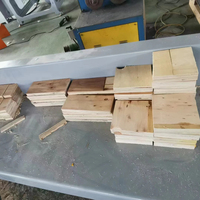 Machine automatique de découpe verticale de blocs de palettes en bois