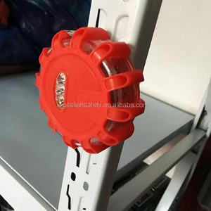 Nueva <span class=keywords><strong>Luz</strong></span> de Advertencia de Seguridad Giratoria de 360 Grados para Automóviles, <span class=keywords><strong>Luz</strong></span> de Advertencia LED de <span class=keywords><strong>Emergencia</strong></span>, <span class=keywords><strong>Luz</strong></span> Solar Magnética de Advertencia para Grúas - Product Image 3