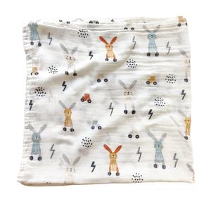 Toalla de baño de gasa de muselina de algodón 100% para bebé recién nacido, manta envolvente de dibujos animados modernos para sala de entrega para niños y niñas - Product Image 1