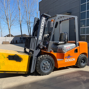 Chariot élévateur diesel de 3 tonnes à haute puissance avec transmission avant, hauteur de levage de 3 m, modèle <span class=keywords><strong>DOUGONG</strong></span> CPCD30, mât à deux/trois étages - Product Image 1
