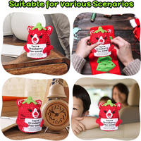 Poupée tricotée à la main en forme de fraise, énergie positive, carte crochetée, mini chat de poche à câliner, cadeau amusant pour la décoration de la maison