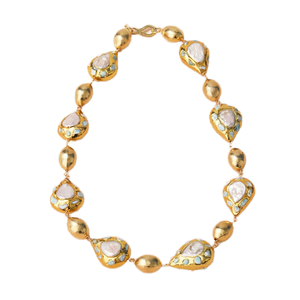 Collar de Cadena Enrollada a Mano con Perlas de Agua Dulce Barrocas Chapadas en Oro de Alta Calidad y Cuentas de Larimar, Material Principal Latón - Product Image 2