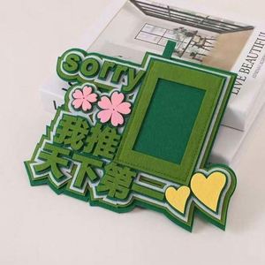 Pendentifs en tissu non tissé en feutre coloré personnalisés, pendentifs périphériques créatifs avec texte - Product Image 3